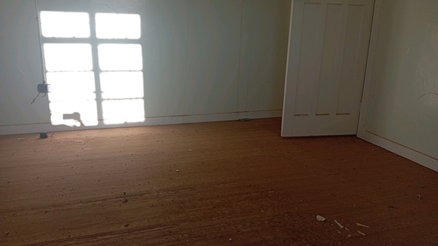 2 Bedroom Property for Sale in Aberdeen Eastern Cape